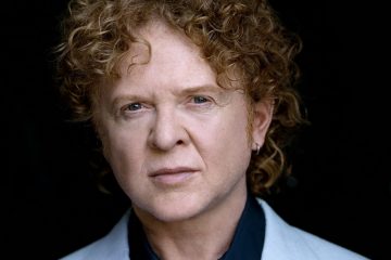 A Video Compilation of Simply Red’s Greatest Hits