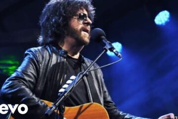 Jeff Lynne’s ELO – Telephone Line (Live at Wembley Stadium) Jeff Lynne’s ELO – Telephone Line (Live at Wembley Stadium)